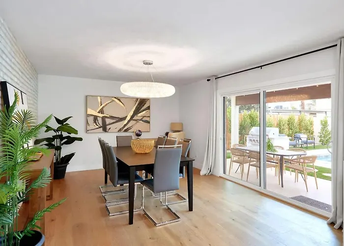 Aura - Private Pool & - Minutes To Old Town *